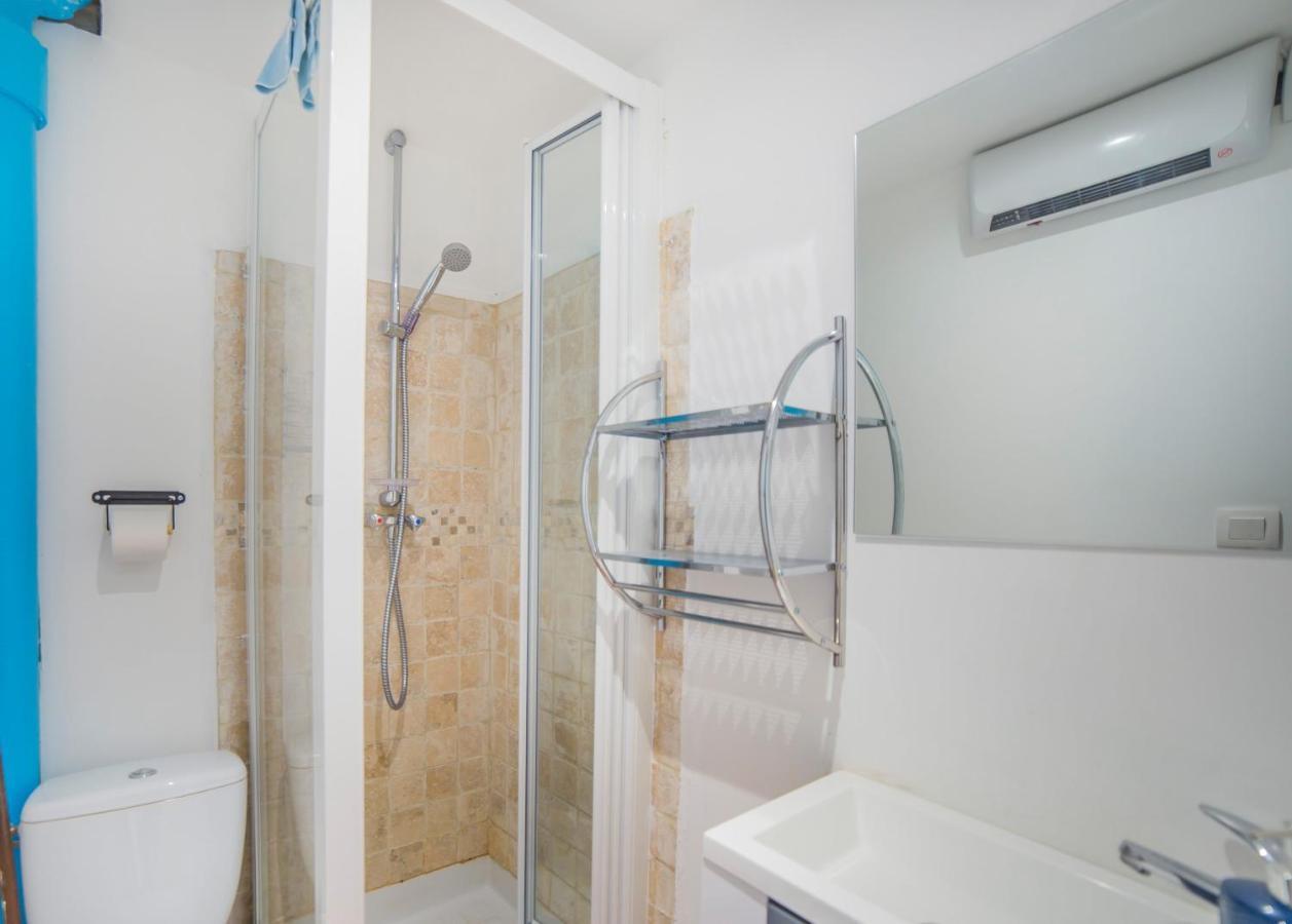 Le Saint Louis Blue Bulldog Apartment Hyeres Exterior photo