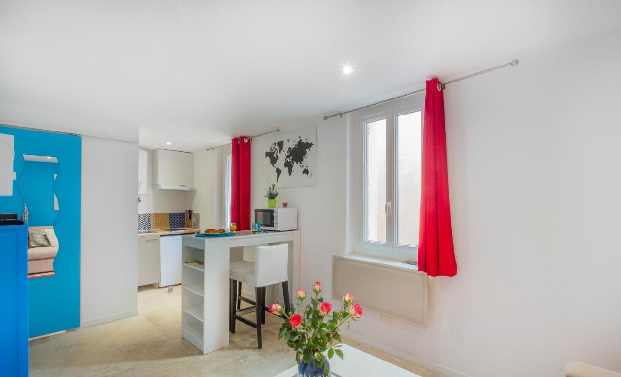 Le Saint Louis Blue Bulldog Apartment Hyeres Exterior photo